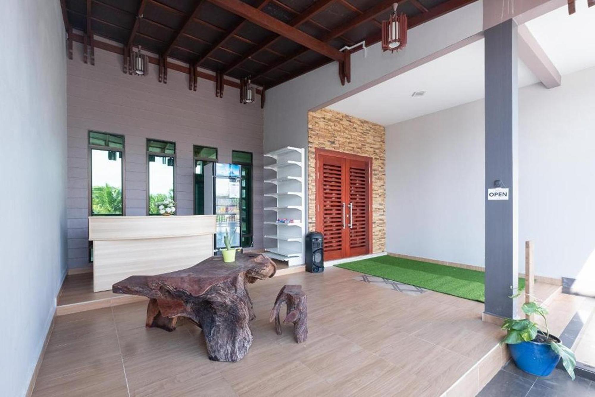 Nurbayu Chalet, Kemaman Kuantan Exterior foto