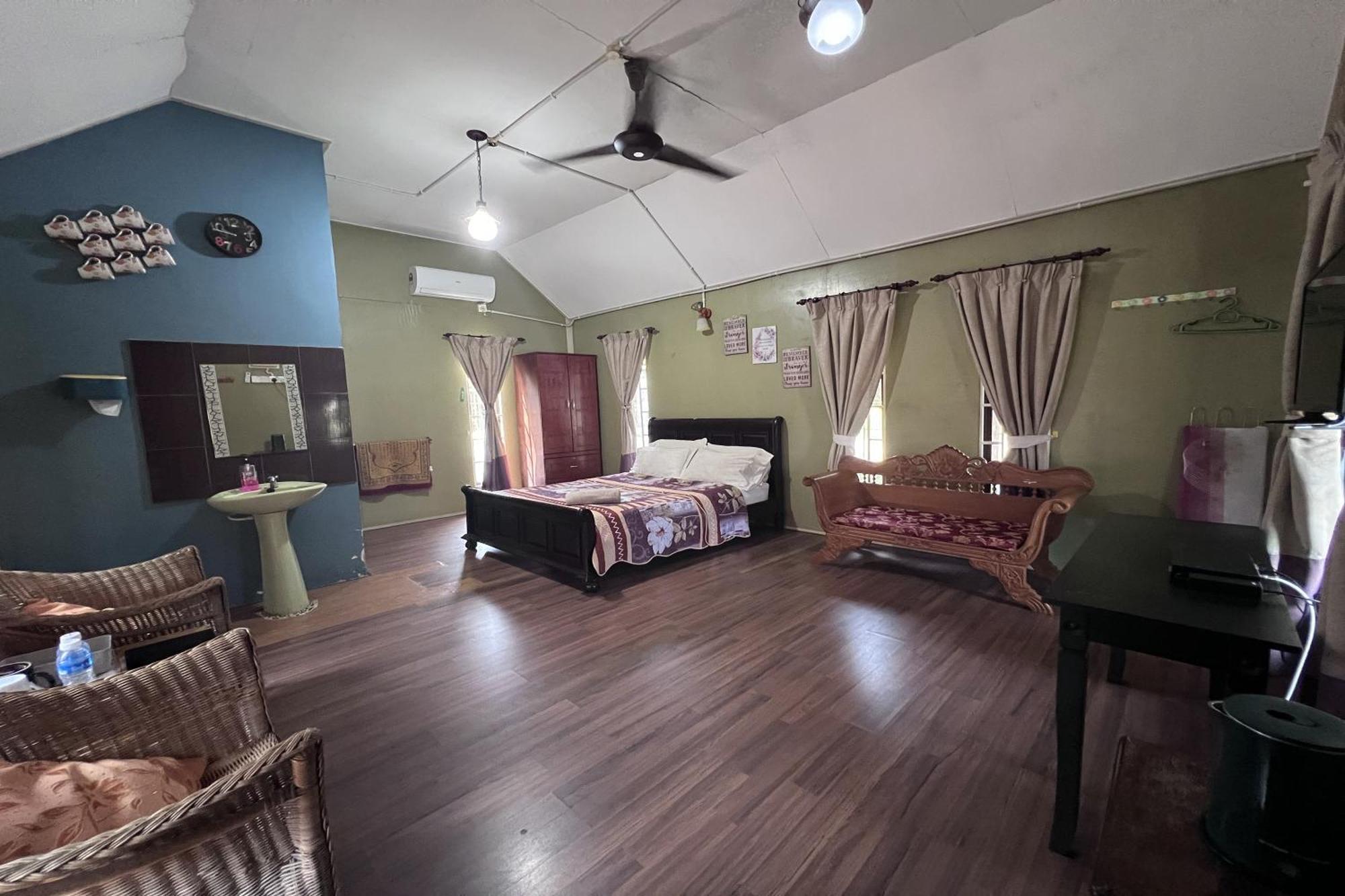 Nurbayu Chalet, Kemaman Kuantan Exterior foto